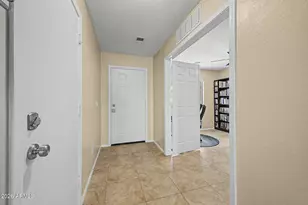 23535 N El Frio Ct, Sun City, AZ 85373 - Photo 11