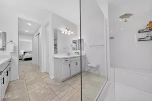4635 E Patrick Ln, Phoenix, AZ 85050 - Photo 15