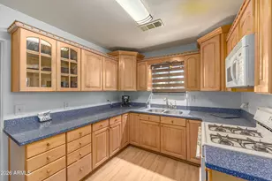 655 E 2nd St, Mesa, AZ 85203 - Photo 11