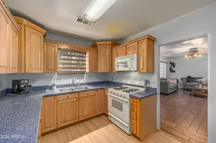 655 E 2nd St, Mesa, AZ 85203 - Photo 13