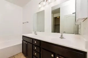 4216 S 82nd Ln, Phoenix, AZ 85043 - Photo 15