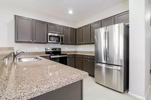 10425 W Pima St, Tolleson, AZ 85353 - Photo 7