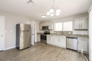 650 E Woodsman Pl, Chandler, AZ 85286 - Photo 7
