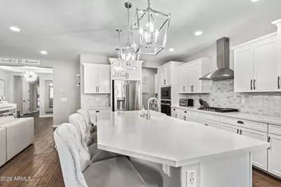 18735 W San Juan Avenue, Litchfield Park, AZ 85340 - Photo 7