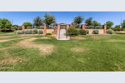 18735 W San Juan Avenue, Litchfield Park, AZ 85340 - Photo 25