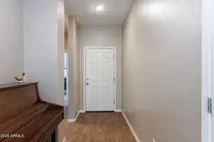 308 W Pacific Dr, Casa Grande, AZ 85122 - Photo 5