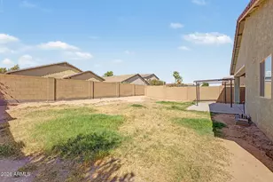 308 W Pacific Dr, Casa Grande, AZ 85122 - Photo 17