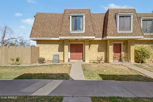 3404 W Echo Ln, Phoenix, AZ 85051 - Photo 1