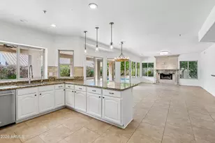 9153 E Palm Tree Dr, Scottsdale, AZ 85255 - Photo 7