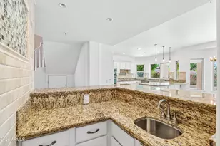 9153 E Palm Tree Dr, Scottsdale, AZ 85255 - Photo 9