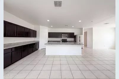41977 W Lunar Street, Maricopa, AZ 85138 - Photo 9