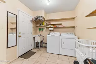 10535 W Prairie Hills Cir, Sun City, AZ 85351 - Photo 27