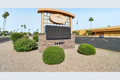 10535 W Prairie Hills Circle, Sun City, AZ 85351 - Photo 33