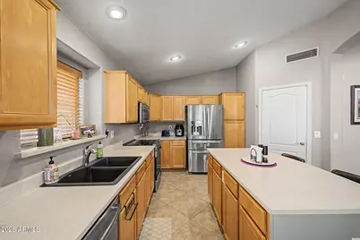 9611 E Obispo Avenue, Mesa, AZ 85212 - Photo 11