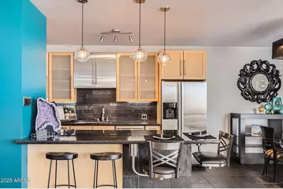 207 W Clarendon Avenue #G18, Phoenix, AZ 85013 - Photo 7