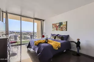 207 W Clarendon Ave, Phoenix, AZ 85013 - Photo 11