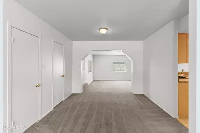 8825 W Roma Avenue, Phoenix, AZ 85037 - Photo 13
