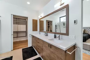 4602 E Glenrosa Ave, Phoenix, AZ 85018 - Photo 17