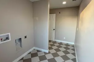 730 E Huber St, Mesa, AZ 85203 - Photo 11