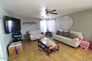 8565 W Monte Vista Rd, Phoenix, AZ 85037 - Photo 5