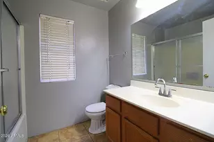 8565 W Monte Vista Rd, Phoenix, AZ 85037 - Photo 19