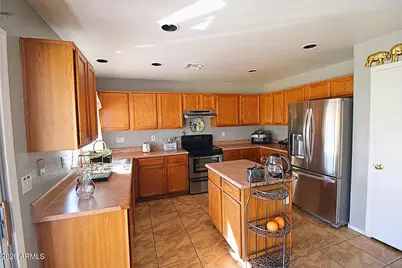 8565 W Monte Vista Road, Phoenix, AZ 85037 - Photo 7