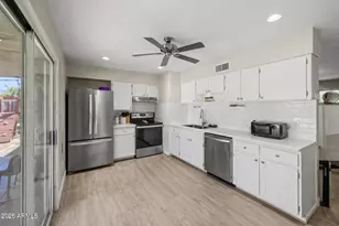 106 E Indigo St, Mesa, AZ 85201 - Photo 9