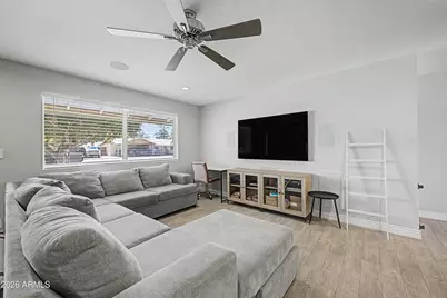 106 E Indigo Street, Mesa, AZ 85201 - Photo 7