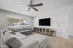 106 E Indigo St, Mesa, AZ 85201 - Photo 7
