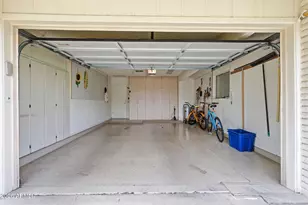 10102 W Highwood Ln, Sun City, AZ 85373 - Photo 29