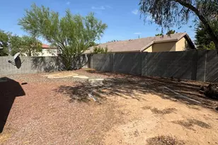 1522 W Lynne Ln, Phoenix, AZ 85041 - Photo 15