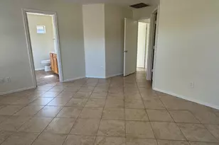 1522 W Lynne Ln, Phoenix, AZ 85041 - Photo 11