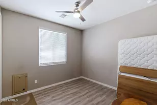 18904 W Mercer Ln, Surprise, AZ 85388 - Photo 17