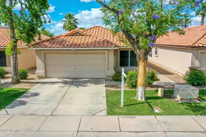 8010 W Shaw Butte Drive, Peoria, AZ 85345 - Photo 1