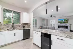 2726 S Equestrian Dr, Gilbert, AZ 85295 - Photo 5