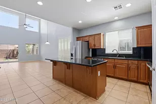 44228 W McClelland Dr, Maricopa, AZ 85138 - Photo 5