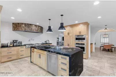6802 E Paradise Parkway, Scottsdale, AZ 85251 - Photo 23