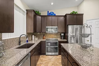 6314 W Hill Lane, Glendale, AZ 85310 - Photo 5