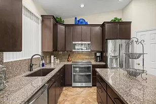 6314 W Hill Ln, Glendale, AZ 85310 - Photo 5