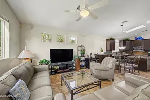 6314 W Hill Ln, Glendale, AZ 85310 - Photo 17