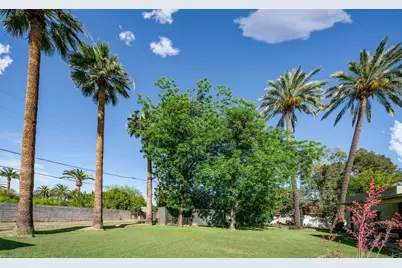 20 W Medlock Drive, Phoenix, AZ 85013 - Photo 31