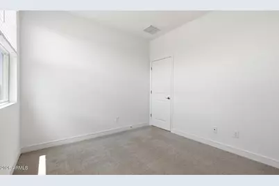 7927 N 77th Avenue, Glendale, AZ 85303 - Photo 17