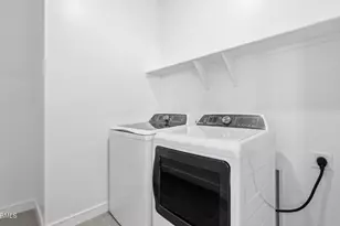 7927 N 77th Ave, Glendale, AZ 85303 - Photo 27