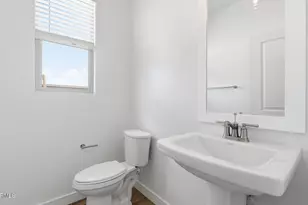 7927 N 77th Ave, Glendale, AZ 85303 - Photo 13