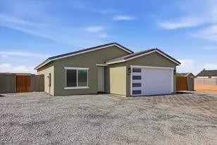 9889 W Heather Dr, Arizona City, AZ 85123 - Photo 5