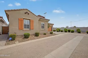 4291 S Penrose Dr, Gilbert, AZ 85297 - Photo 3