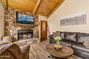 860 E Beaver Pl, Munds Park, AZ 86017 - Photo 9
