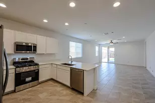 17347 W Gray Fox Trl, Surprise, AZ 85387 - Photo 3