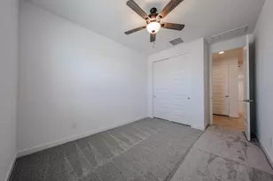 17347 W Gray Fox Trl, Surprise, AZ 85387 - Photo 11