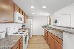 1125 E Broadway Rd, Tempe, AZ 85282 - Photo 13